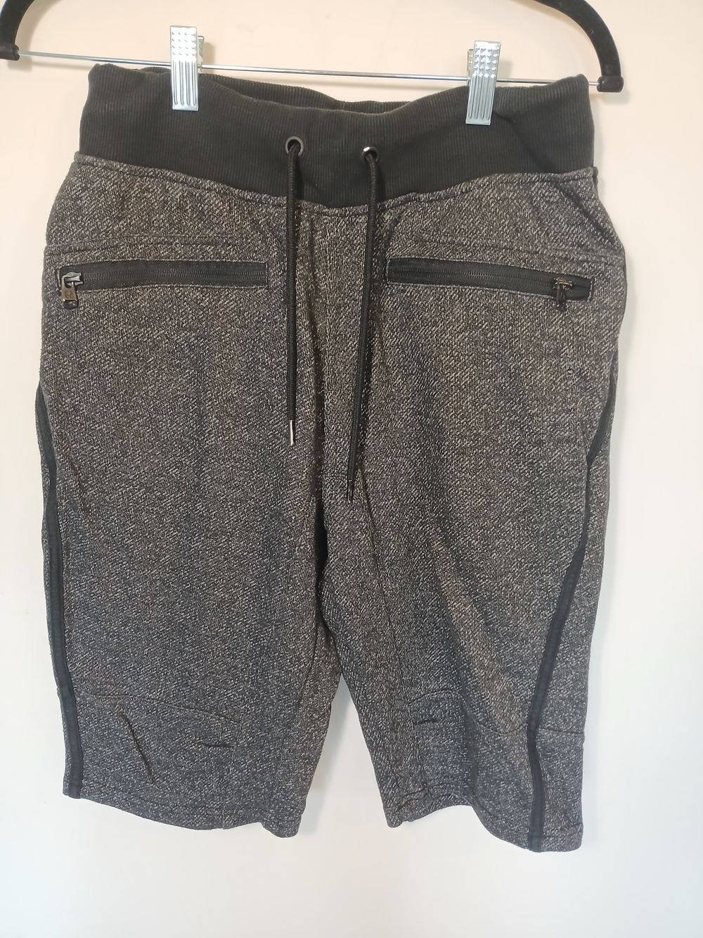 Men's Heathered 60% Cotton Gray Knit Drawstring Shorts